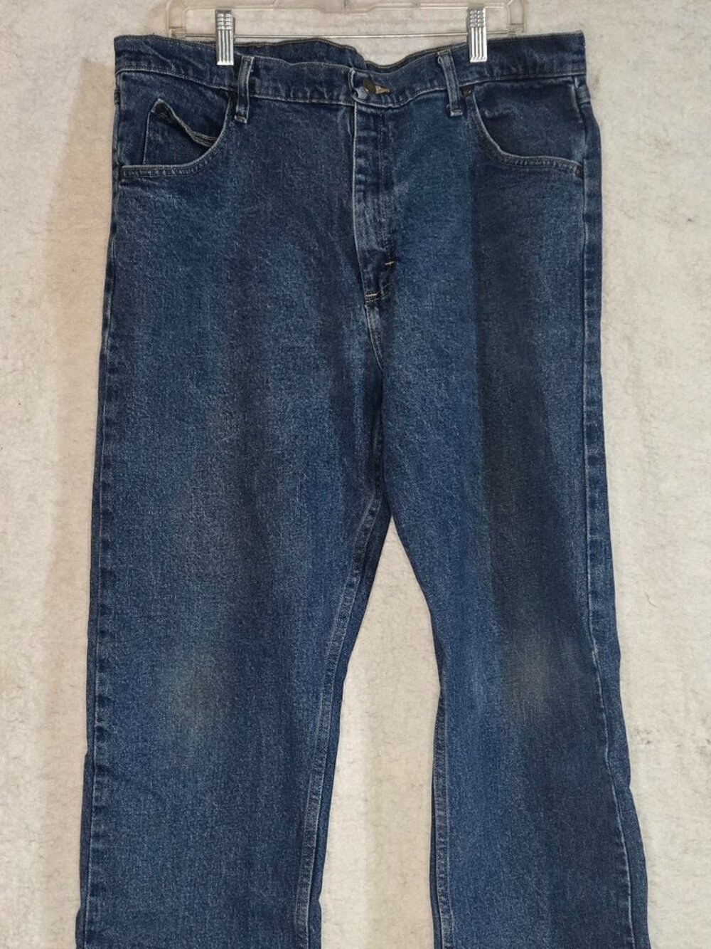 Wrangler Mens 38x32 Relaxed Fit Jeans Blue Stretch Denim 1097FXVMD Pants